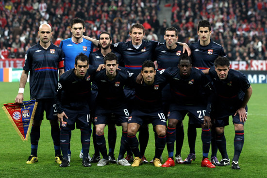 皇马双星闪耀圣马梅斯！库尔图瓦姆巴佩演绎不可阻挡与不可动摇（圣马梅斯见证皇马双核爆发：库尔图瓦稳如磐石，姆巴佩势不可当）