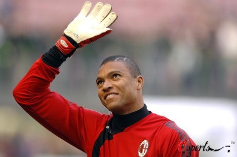 五大联赛仍有三支球队联赛不胜：狼队、维罗纳、佛罗伦萨（五大联赛仅剩三队未尝胜绩：狼队、维罗纳、佛罗伦萨）