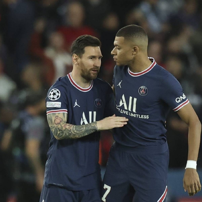 拉波尔特：我在曼城6年本可以赢得更多欧冠，至少3个也不为过（拉波尔特：在曼城六年本应拿到更多欧冠，至少三冠不为过）