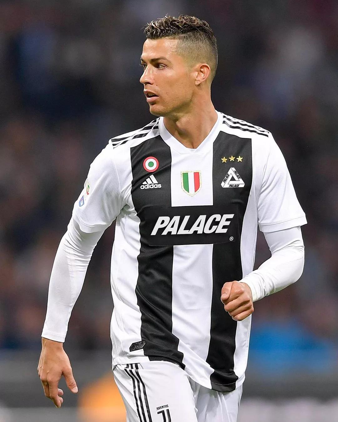 还得看圆神😱安东尼连场建功助球队欧联杯获胜，本赛季已8球4助（圆神发威！安东尼连场破门助球队欧联告捷，本季已8球4助）