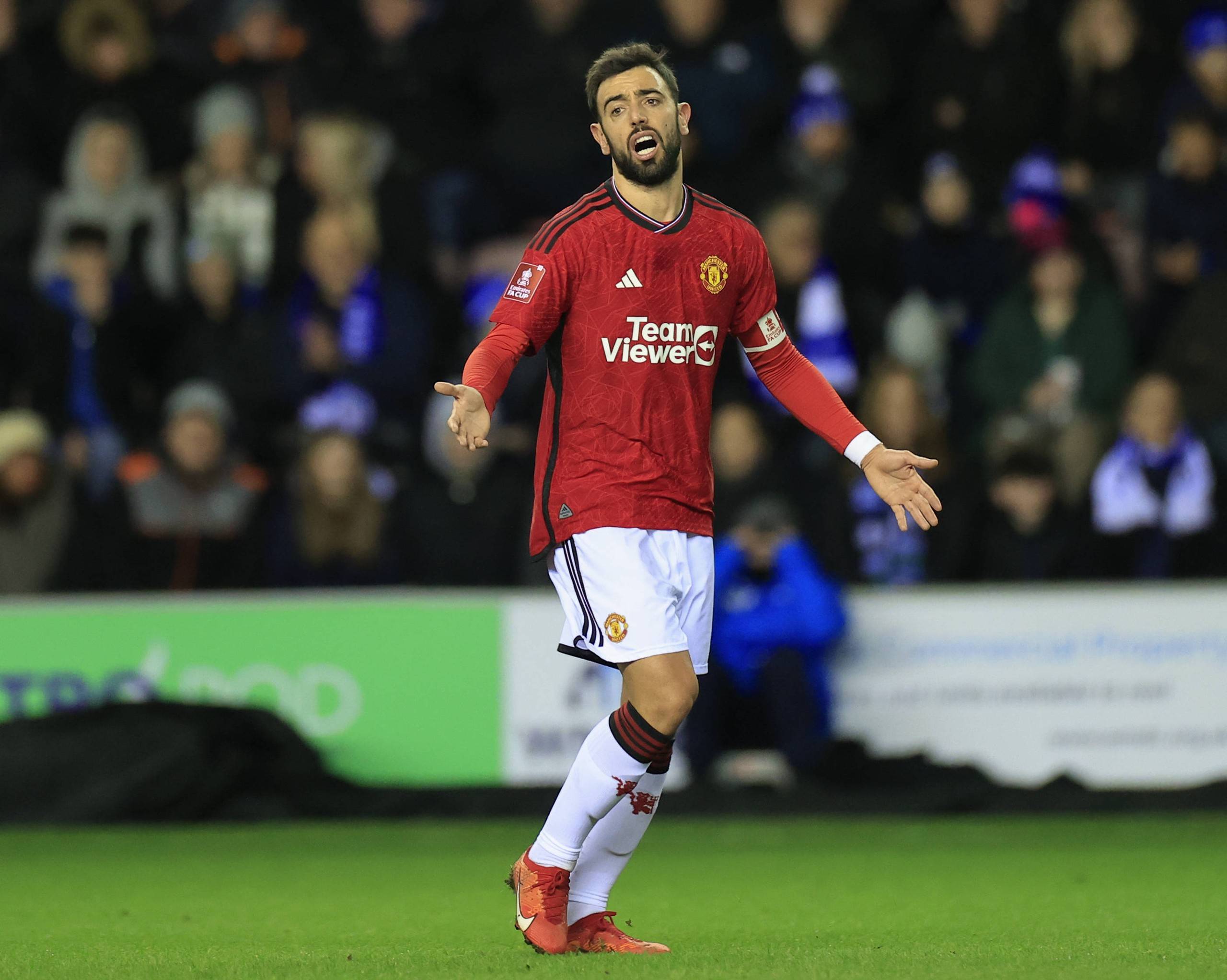 凯尔：每个人都有权发表批评意见，发泄一下情绪是件好事（凯尔表示：人人都有权批评，适度发泄情绪有益）